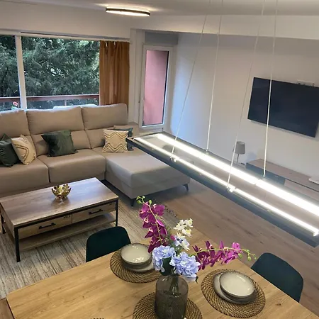 Dh Turistico Apartment *